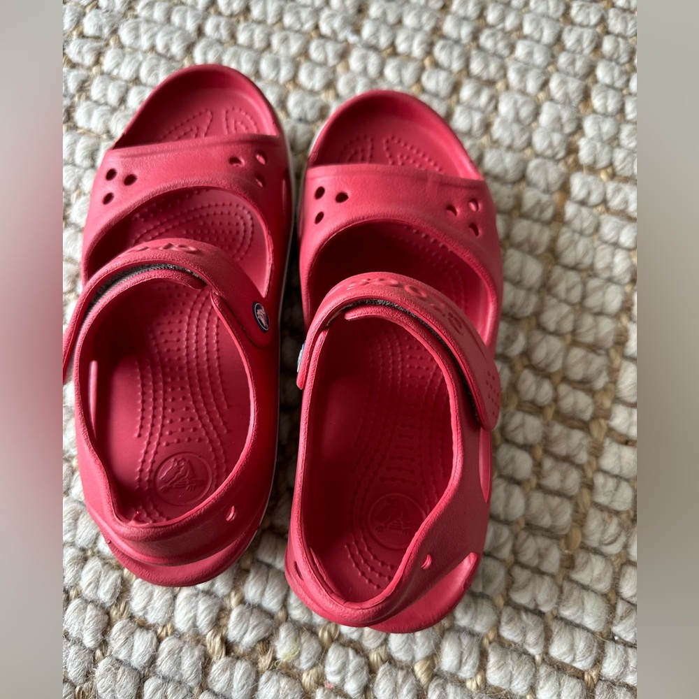 Crocs slides size 3 like new